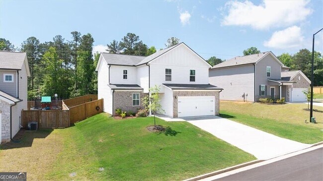 Building Photo - 218 Lookout Dr