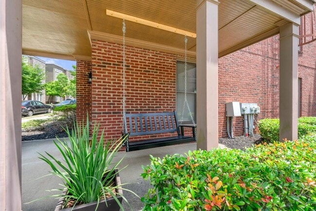 Building Photo - 750 Liberty Commons Dr NW