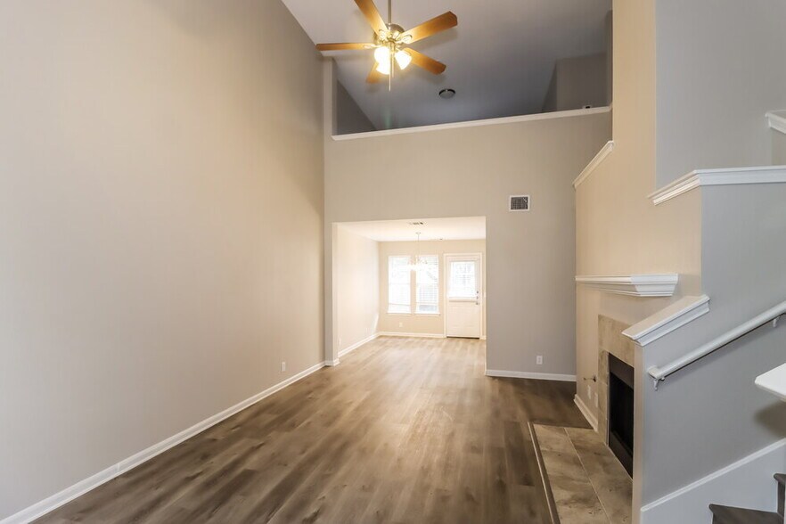 Building Photo - 21311 Derby Day Ave