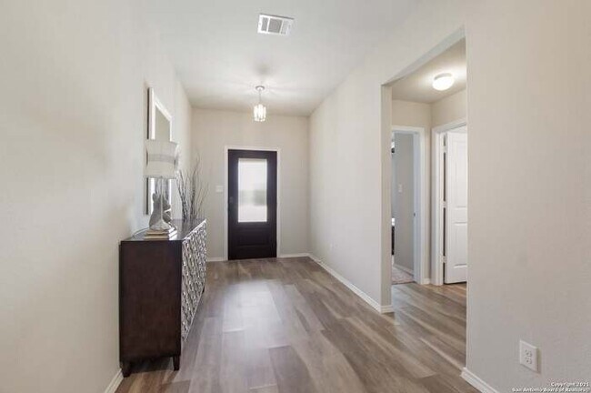 Building Photo - 482 Moonvine Way