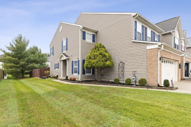 Building Photo - 212 Merlin Dr