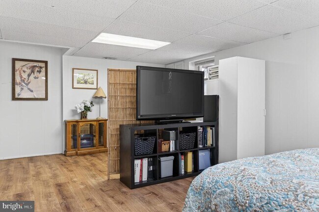 Building Photo - 462 Worthington Rd