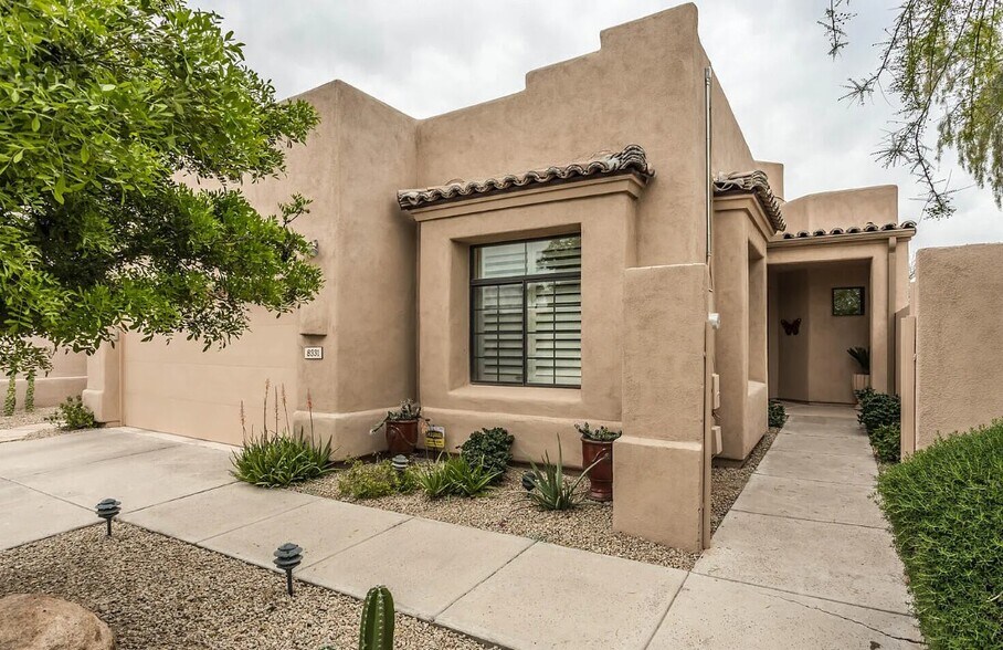 Building Photo - 8331 E Cactus Wren Rd