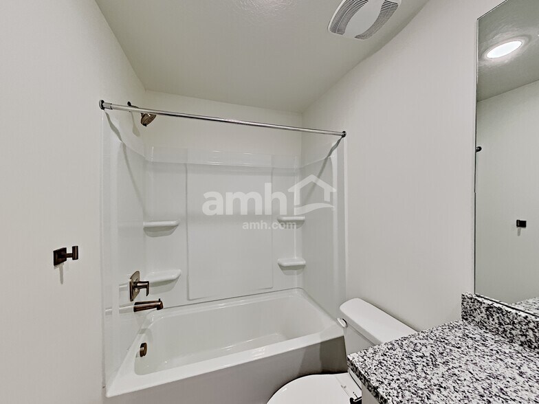 Building Photo - 11138 S Seagrass Dr