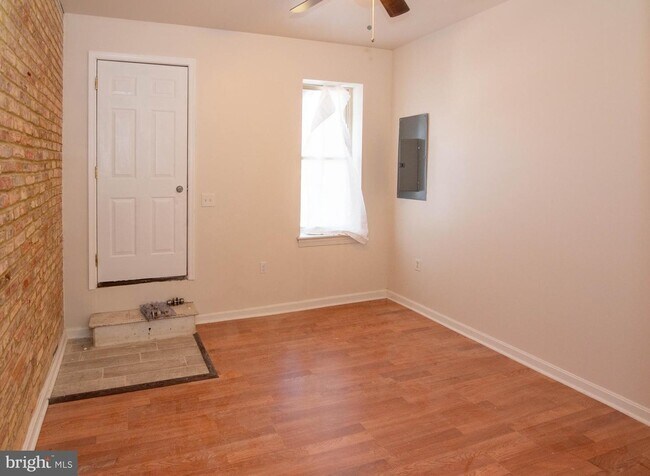 Building Photo - 3510 Gough St
