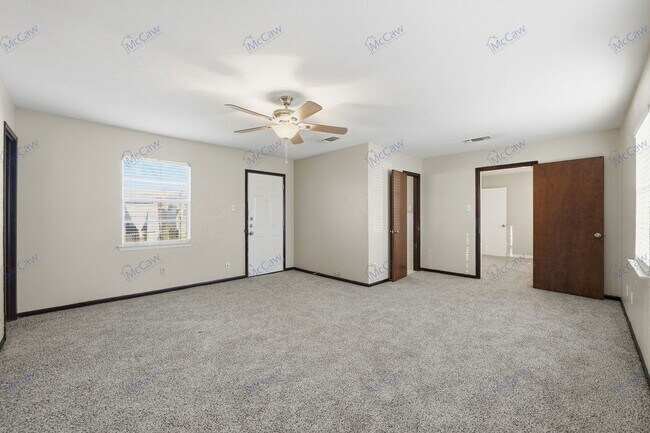 Building Photo - 208 Westfork Dr