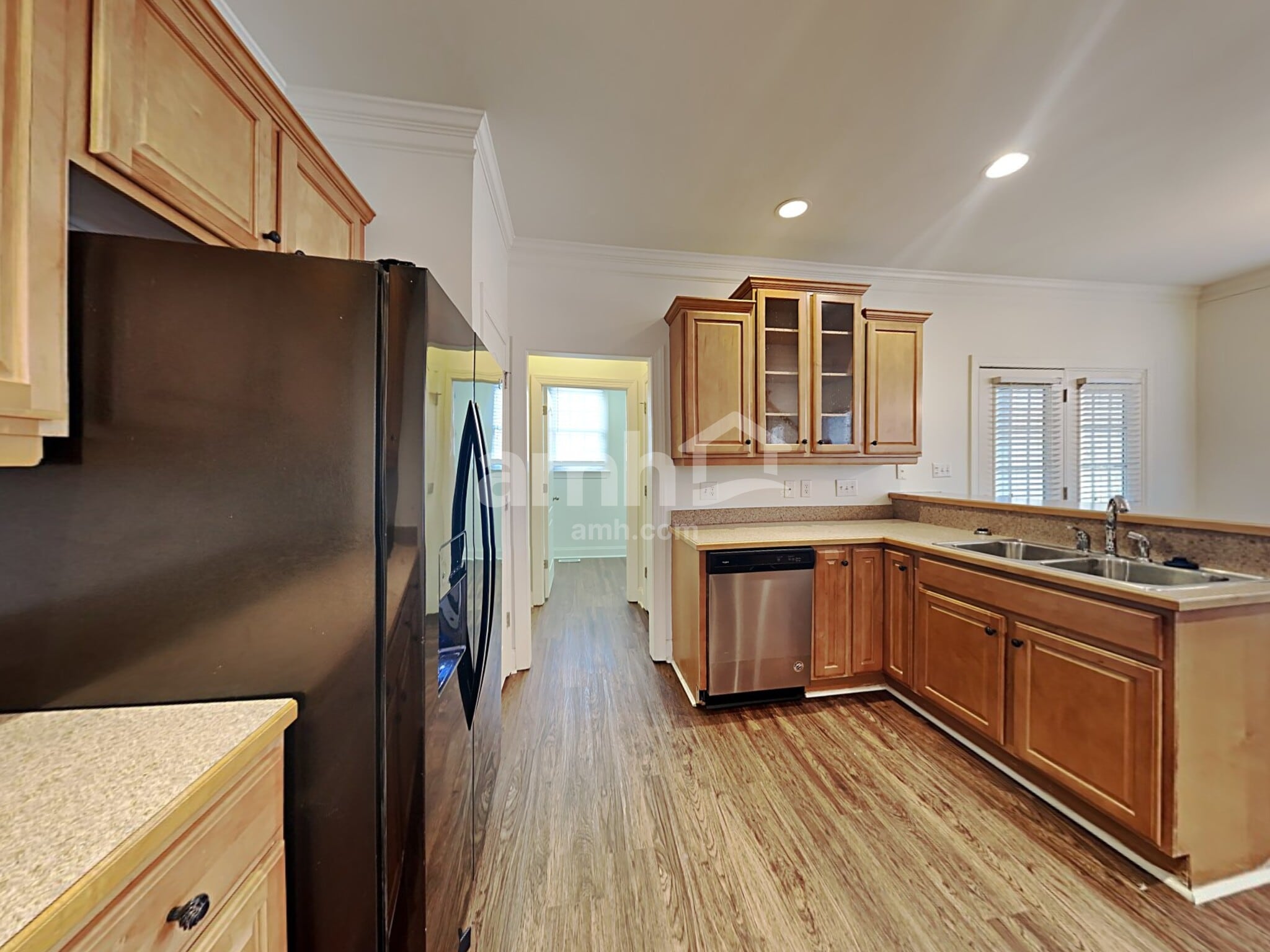 Building Photo - 830 Red Hawk Ct