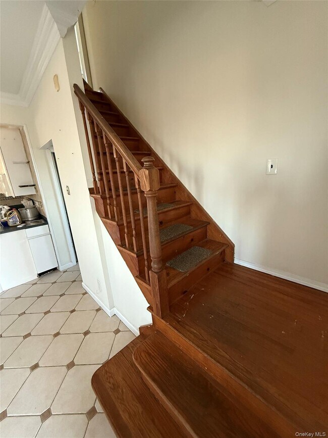 Building Photo - 48 Park Dr