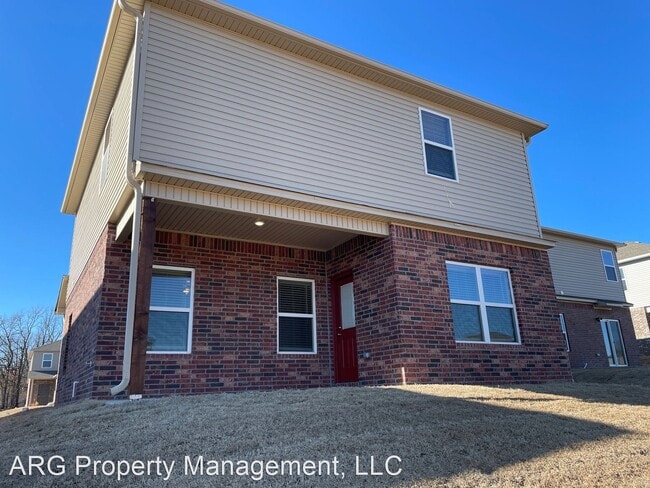 Building Photo - 3 br, 2.5 bath House - 3211 Red Tail Way