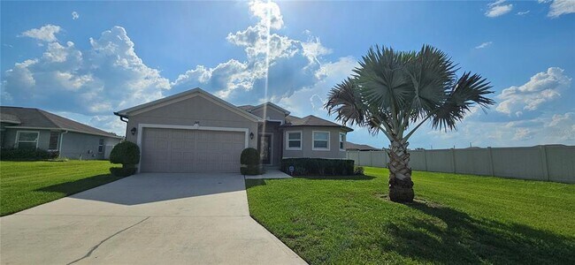 Building Photo - 240 Solis Dr