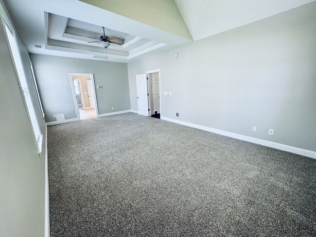 Building Photo - 3571 Brampton Dr