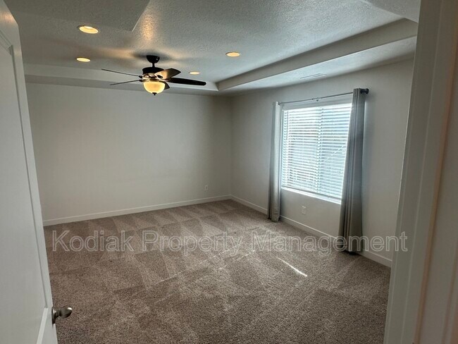 Building Photo - 1028 E Bigelow Ave