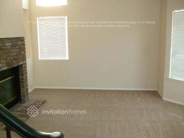 Building Photo - 39201 Chalfont Ln
