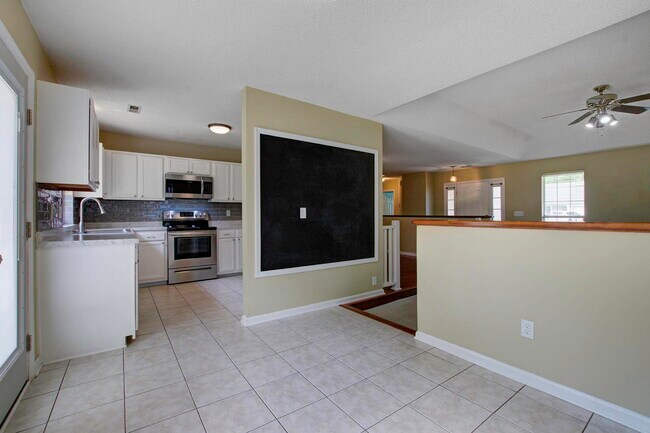 Building Photo - 442 Indigo Rd