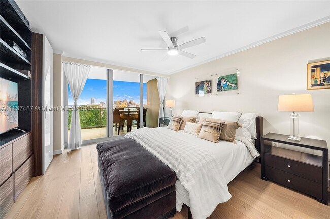 Building Photo - 1455 Ocean 1003