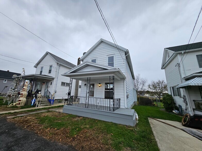 Building Photo - 122 Lackawanna Ave