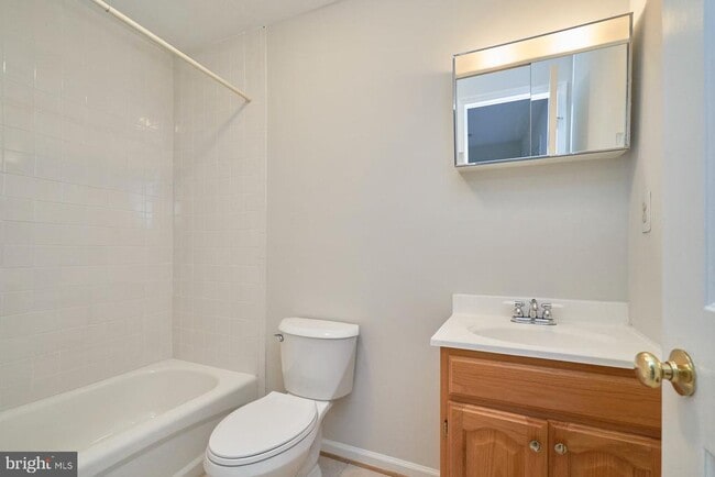 Building Photo - 4804 Heron Neck Ln