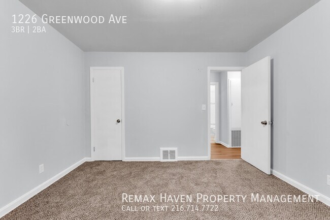 Building Photo - 1226 Greenwood Ave