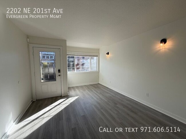 Building Photo - 2202 NE 201st Ave