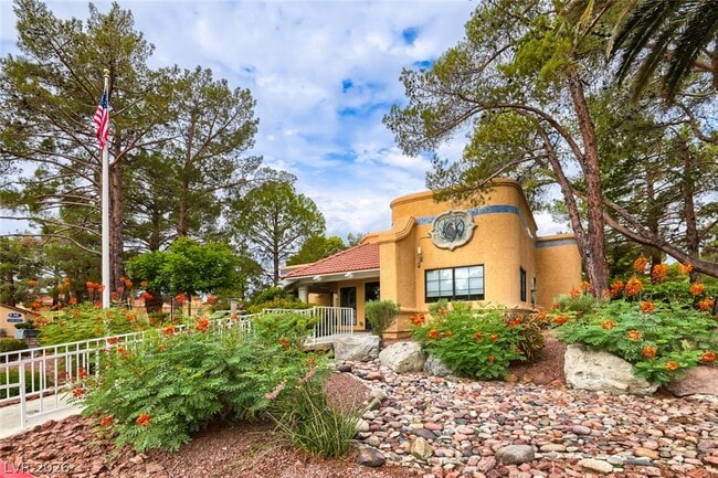 Building Photo - 2851 S Valley View Blvd