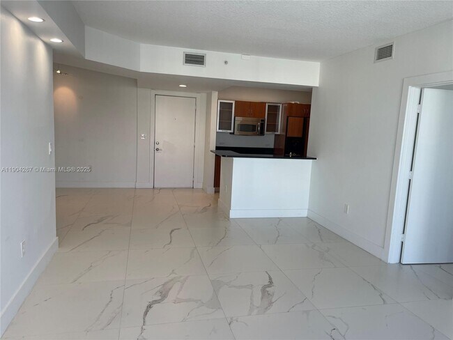 Primary Photo - 18800 NE 29th Ave