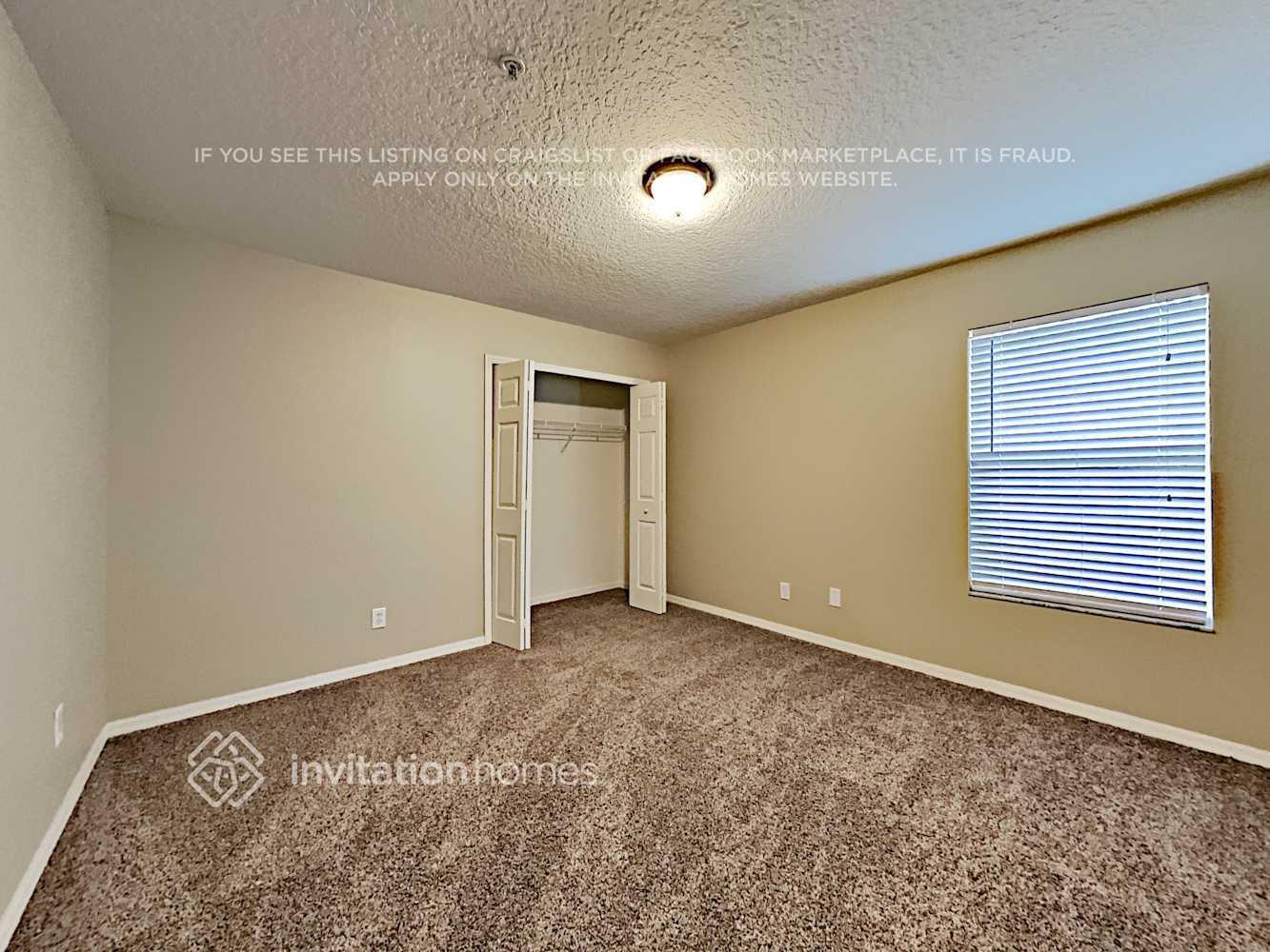 Building Photo - 10046 Moss Rose Way