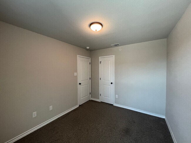 Building Photo - 6310 Luglio Ln