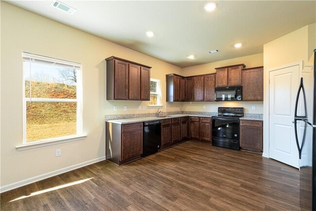 Building Photo - 816 Walnut Creek Cir