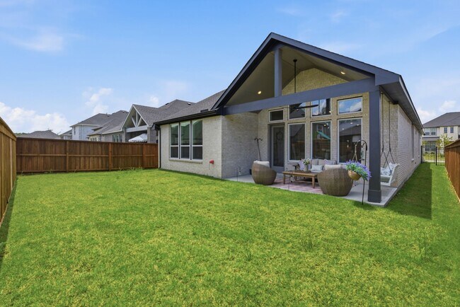 Building Photo - 27927 Spg Fls Ct