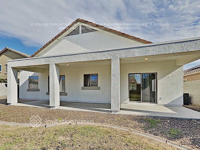 Building Photo - 17755 W Maui Ln