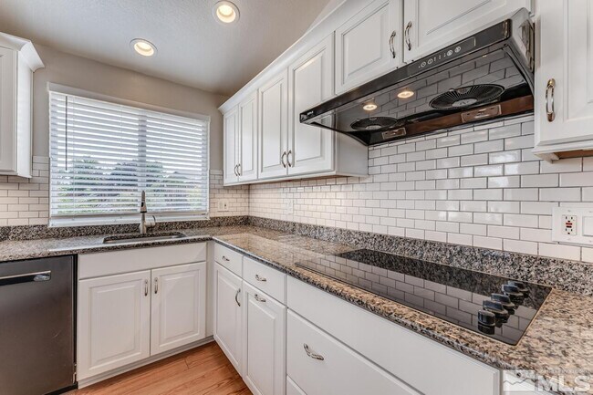 Building Photo - 4791 Mesa Meadows Dr