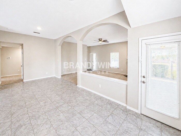 Building Photo - 3109 Alta Mesa Dr