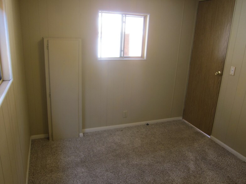 Building Photo - 3260 Laurashawn Ln