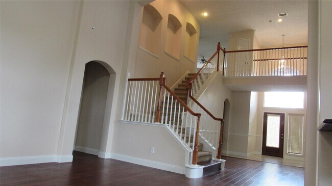 Building Photo - 17615 Belwood Park Ln