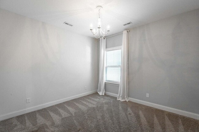 Building Photo - 5038 Shelterwood Dr NE