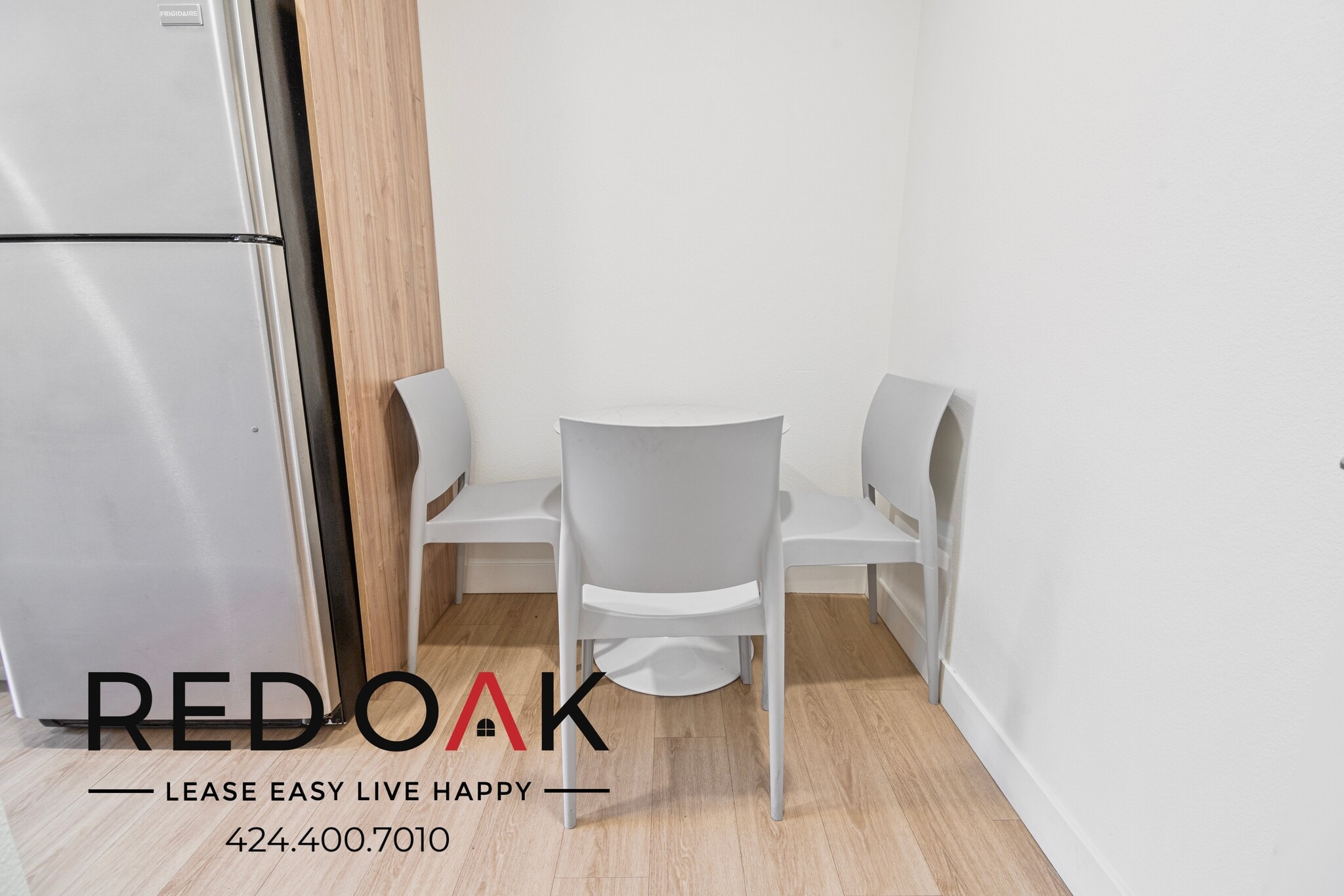 Building Photo - 7810 Topanga Canyon Blvd