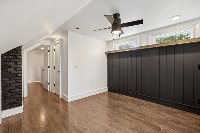 Building Photo - 1615 Cahal Ave