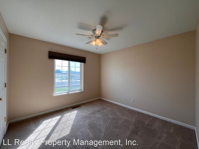 Building Photo - 3 br, 2 bath House - 1073 Pepper Lane