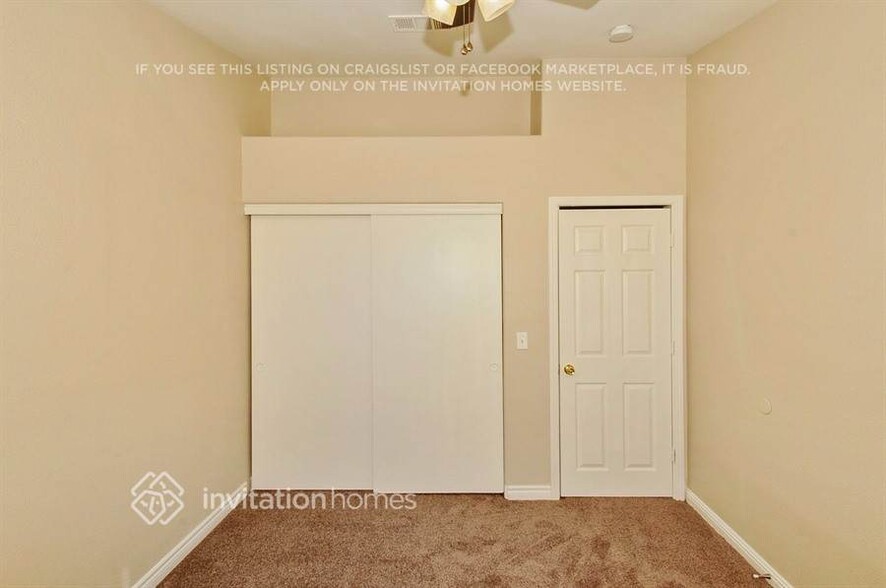 Building Photo - 2315 Ozark Way