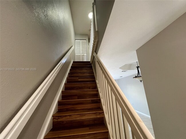 Building Photo - 110 SW 109th Ave