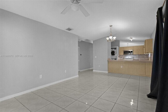 Building Photo - 10168 NW 126th Terrace