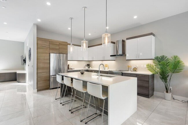 Building Photo - 1841 NW 42nd Dr