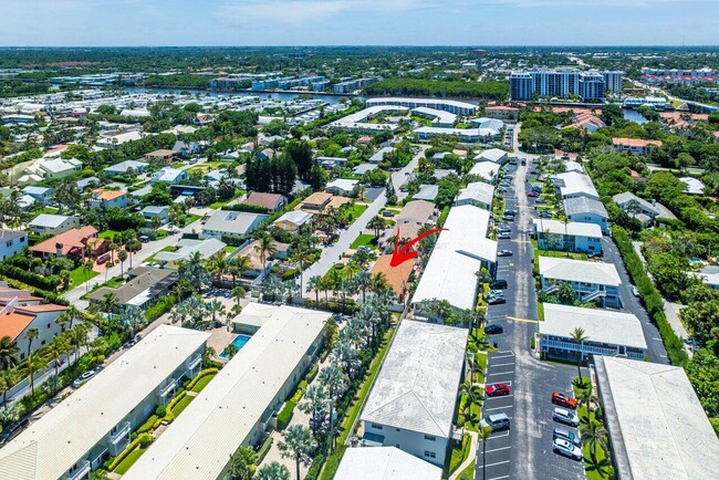 Building Photo - 17 Fayette Dr