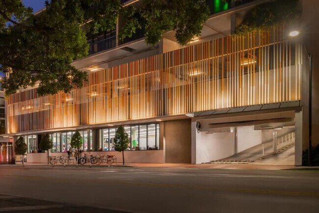 Building Photo - 1220 17th St