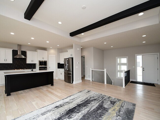 Building Photo - 5503 N 207th St