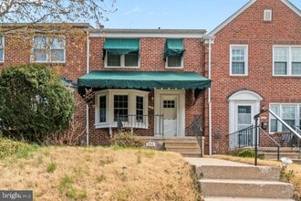 Building Photo - 131 Stanmore Rd