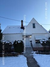 Building Photo - 4417 W 51st St