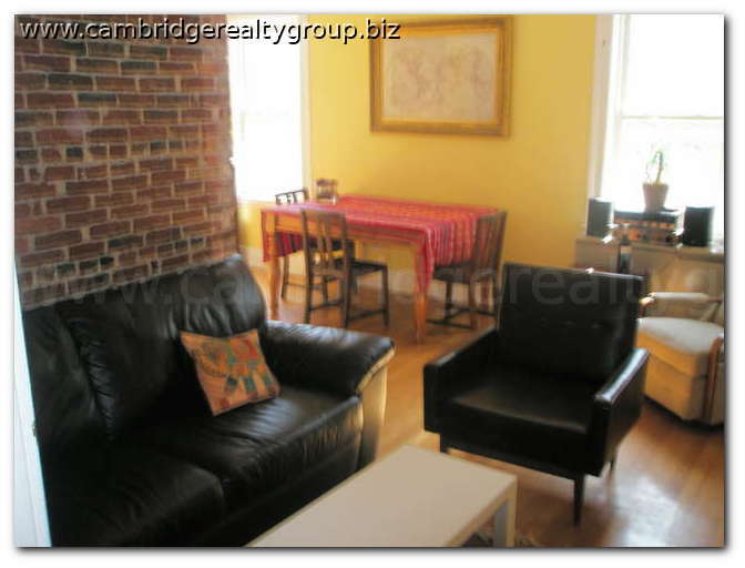 Building Photo - 231 Harvard St