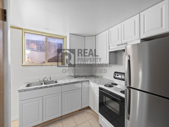 Building Photo - 1116 Alford St