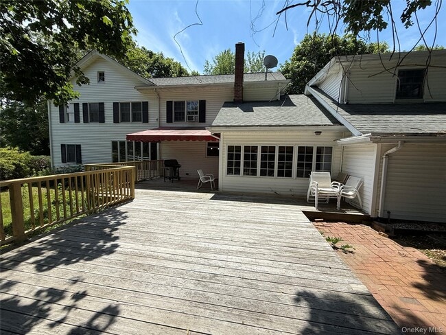 Building Photo - 49925 Main Rd